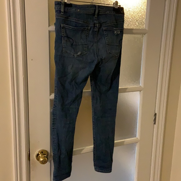 American eagle very distressed skinny jean - Picture 2 of 4